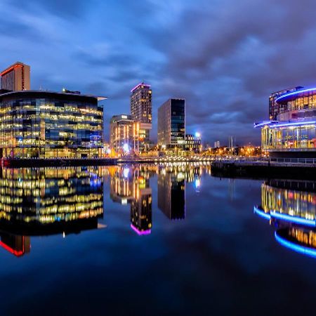 Hallsphere - Stunning Apartment Salford Quays Mánchester Exterior foto